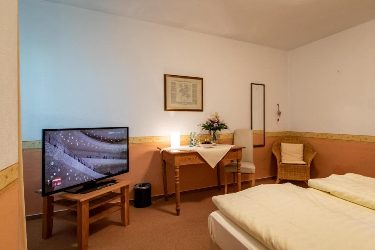 Hotel Goldflair Am Rathaus Корбах Екстер'єр фото