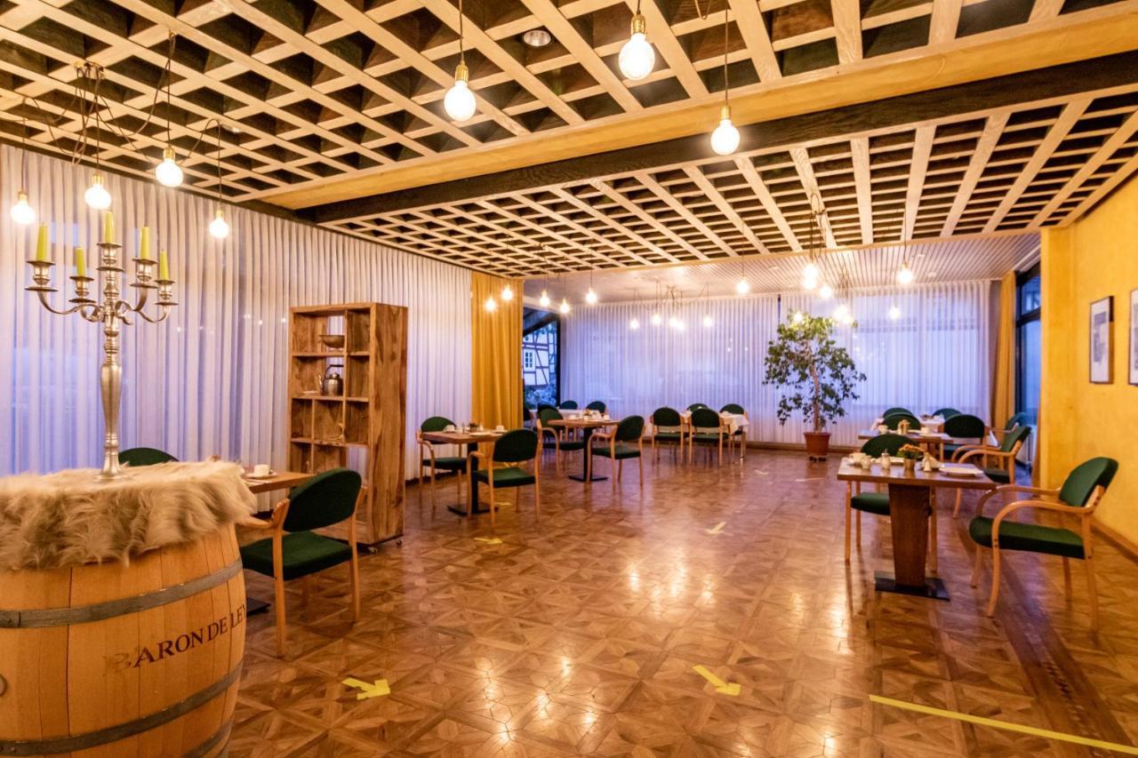 Hotel Goldflair Am Rathaus Корбах Екстер'єр фото