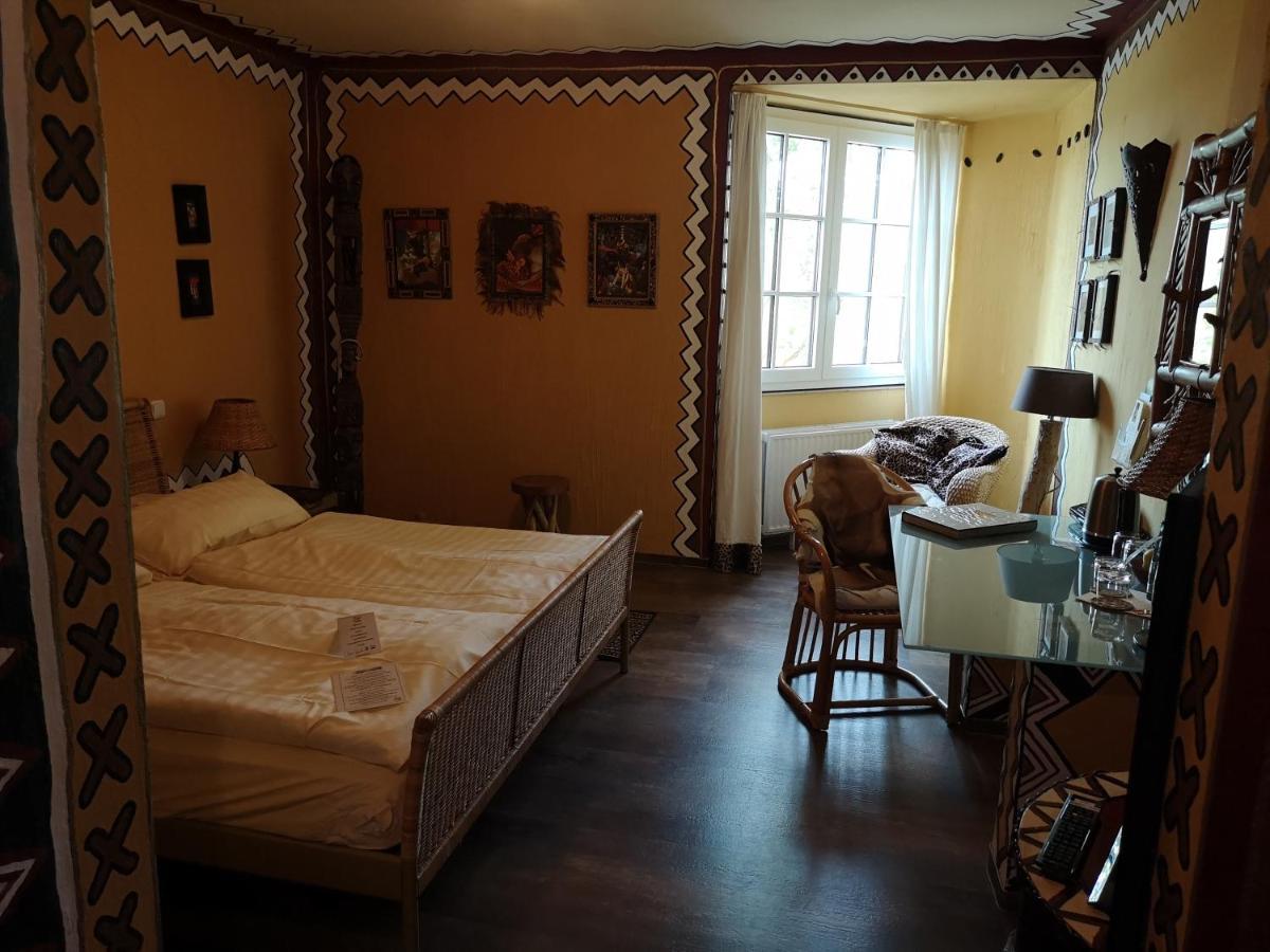 Hotel Goldflair Am Rathaus Корбах Екстер'єр фото